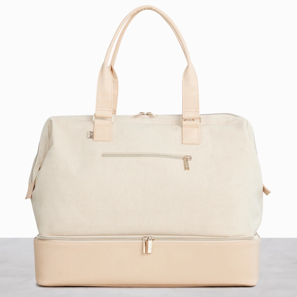 Béis The Weekender Bag in Beige - Gently used duffle